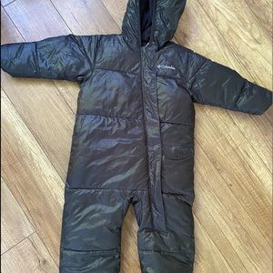 Columbia snowsuit